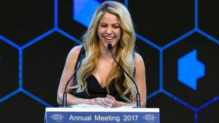 Shakira premiata per il suo impegno umanitario